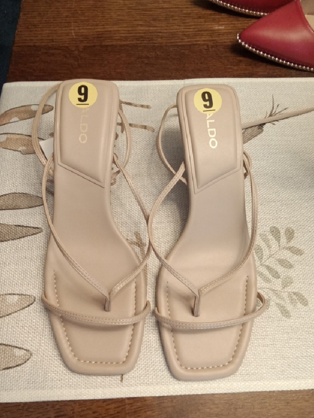 NWT! ALDO Beige Strappy Square-Toe Heeled Sandals - Picture 3 of 8